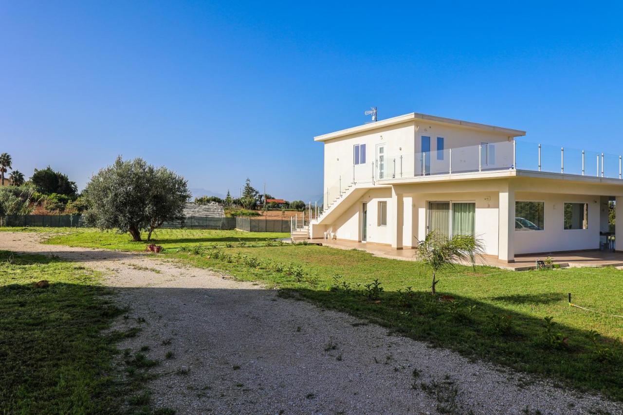 Ca Del Re Holiday - Villa A Due Passi Dal Mare - Terrasini, Cinisi, Trappeto, Balestrate E Castellamare Del Golfo Partinico Exterior photo
